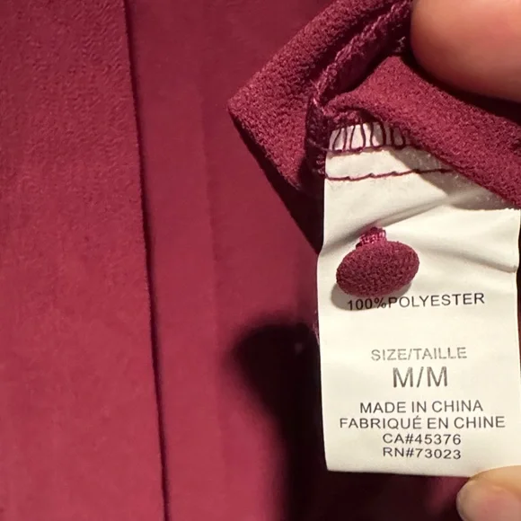 Suzy Shier - Women's Elegant dark fuscia Blouse - US M - Picture 5 of 9